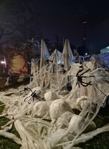 Strašidelná škola