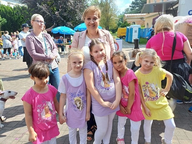 Taneční kroužek na Lázeňské sezóně.